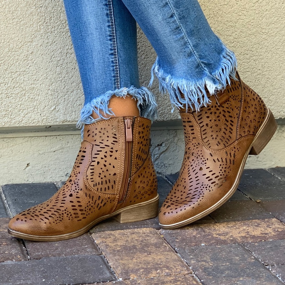 Cognac Perforated Pointy Toe Western Ankle Bootie - Picture 5 of 8